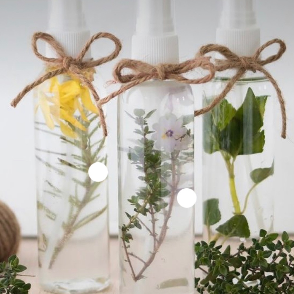 Lemon and Lavender Essential Oil Linen Spray